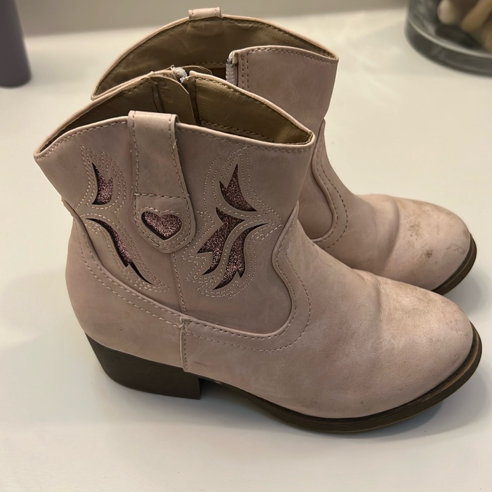 Pink cowgirl boots